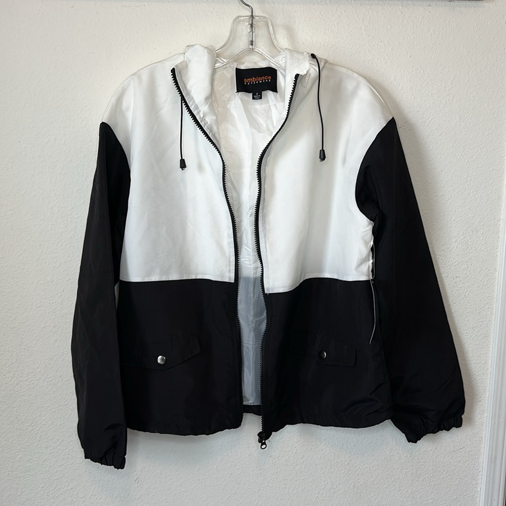 Ambiance outerwear, US size small, black&white windbreaker jacket.